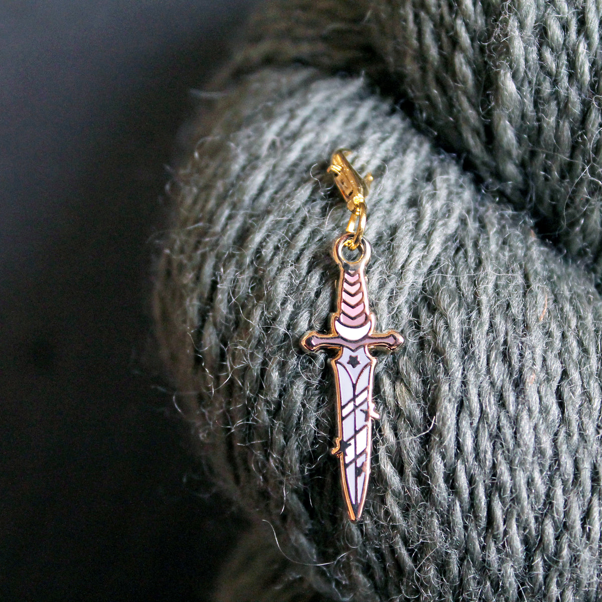 The Stitchkeeper's Dagger - Keeper / Stitch Marker